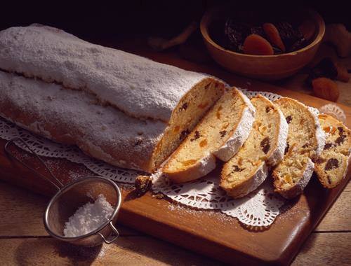Quarkstollen
