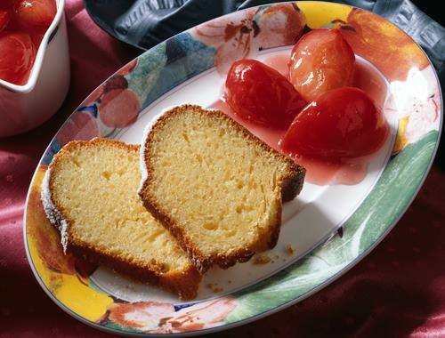 Quarkkuchen mit Zwetschgenkompott