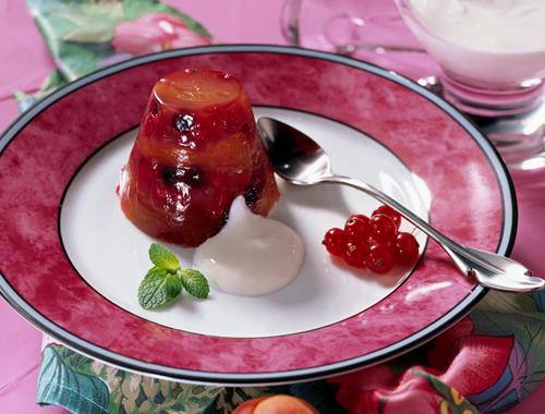 Aprikosen-Johannisbeer-Grütze