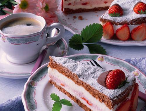 Schoko-Quarktorte mit Erdbeeren