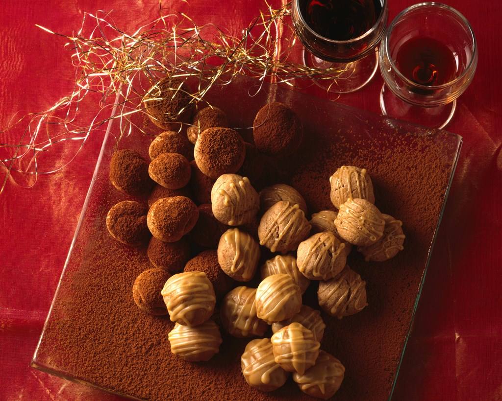 Cappuccino-Kugeln mit Kakao und Guss Rezept - Rezept &amp; Bild