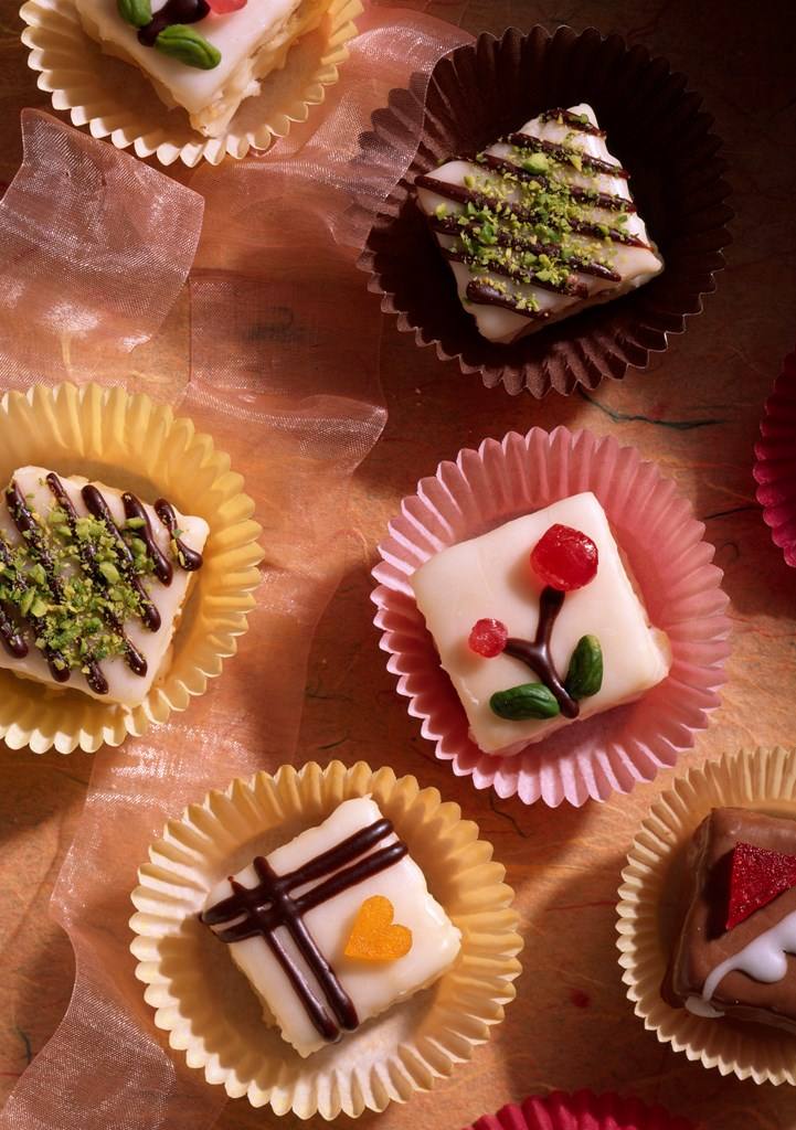 Französische Plätzchen "Petits Fours" Rezept - Rezept &amp; Bild