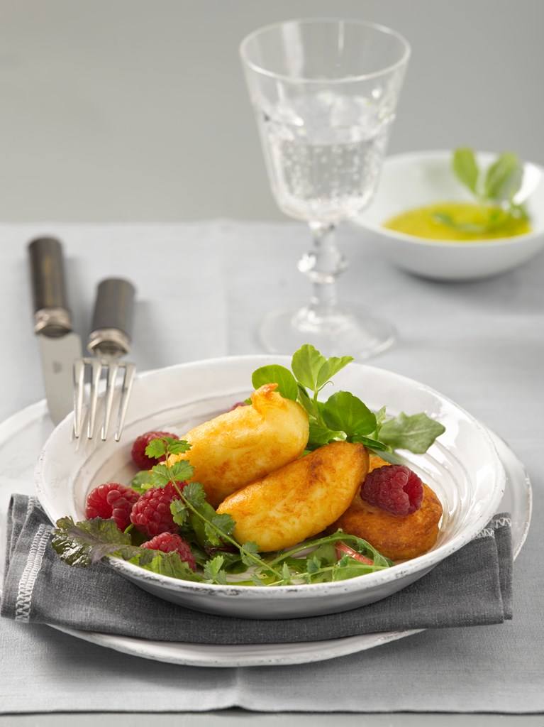 Kartoffel-Ricotta-Nocken auf Kräutersalat Rezept - Rezept & Bild