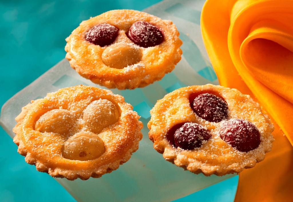 Stachelbeertörtchen mit Crème fraîche-Guss Rezept - Rezept &amp; Bild