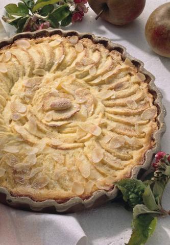 Apfelkuchen mit Amaretto-Sahneguss Rezept - Rezept & Bild