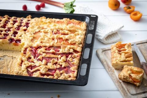 Blechkuchen mit Obst Rezept - Rezept & Bild