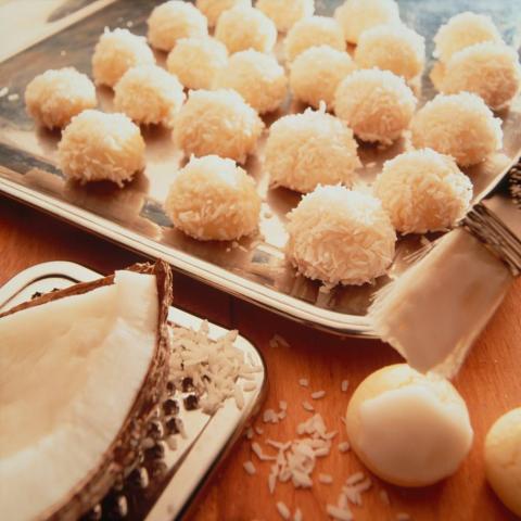 Kokos-Kugelkekse "Schneebällchen" Rezept - Rezept & Bild