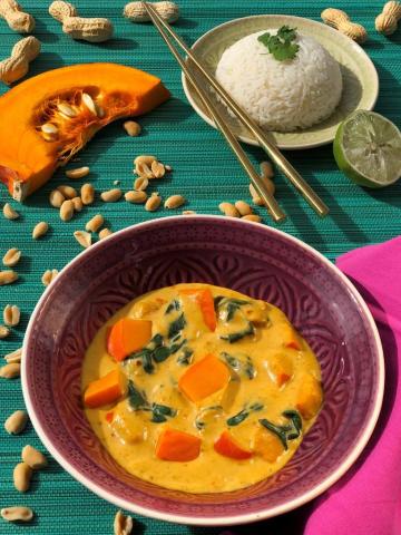 Kürbis-Erdnuss-Kokos-Curry Rezept - Rezept & Bild