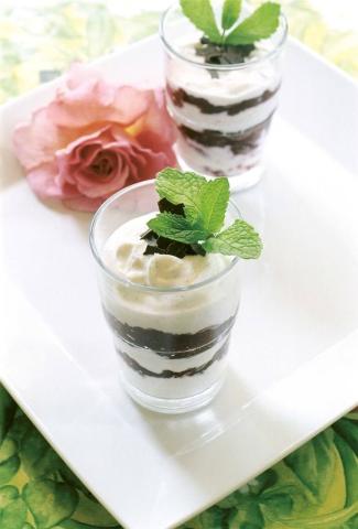 Vanillequark à la Schwarzwälder Kirsch Rezept - Rezept & Bild